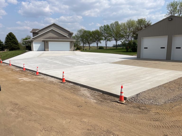 Concrete and construction services by Bluewater Concrete & Construction in Sioux Falls, SD and the surrounding area.