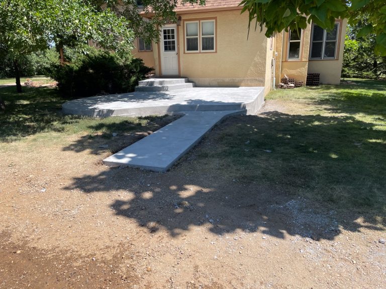 Concrete and construction services by Bluewater Concrete & Construction in Sioux Falls, SD and the surrounding area.