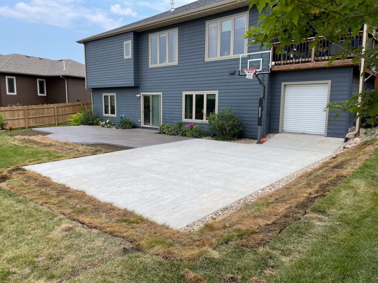 Concrete and construction services by Bluewater Concrete & Construction in Sioux Falls, SD and the surrounding area.