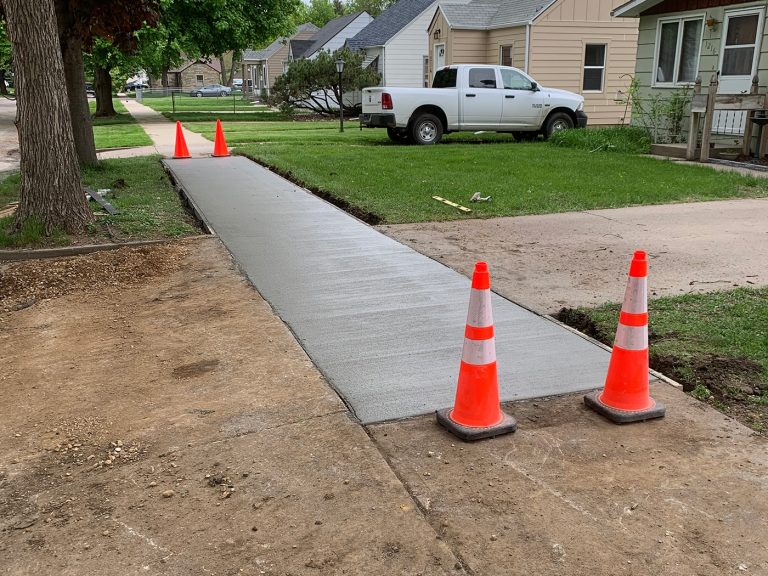 Concrete and construction services by Bluewater Concrete & Construction in Sioux Falls, SD and the surrounding area.