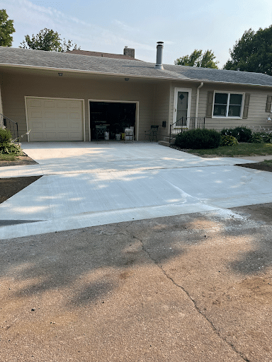 Concrete and construction services by Bluewater Concrete & Construction in Sioux Falls, SD and the surrounding area.
